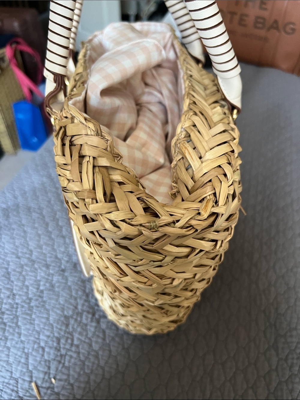 Poppy & Peonies straw tote with wrapped handles - Picture 13 of 13